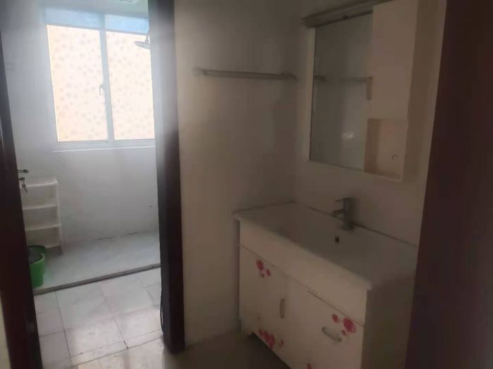 弘阳上城 3室2厅1卫 133.6m&sup2;