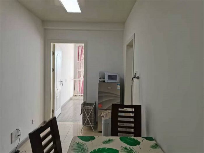 凤凰莱茵苑 1室1厅1卫 42m&sup2;