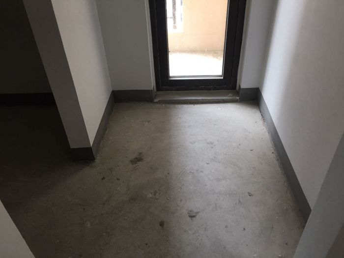 绿地新里城 3室2厅2卫 106m&sup2;