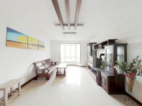 外滩小区 3室2厅1卫 125m&sup2;