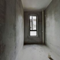 绿地新里城 3室2厅3卫 140m&sup2;