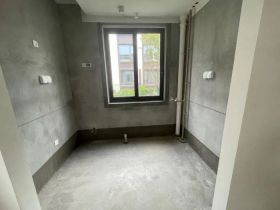 春风南岸西园 5室2厅3卫 138m&sup2;