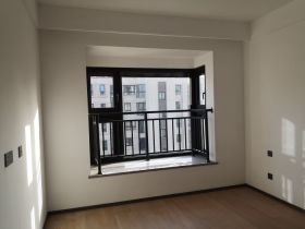 春风南岸西园 4室2厅2卫 167m&sup2;