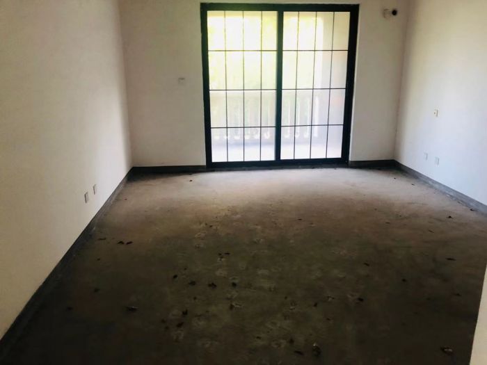 南通壹城水清木华 3室3厅2卫 240m&sup2;