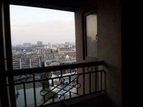 万濠华府 4室2厅3卫 291m&sup2;