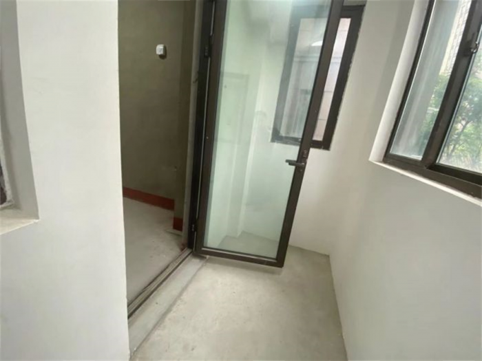 兴石花园 2室2厅1卫 84m&sup2;
