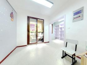 吴中豪景华庭 3室1厅1卫 143m&sup2;