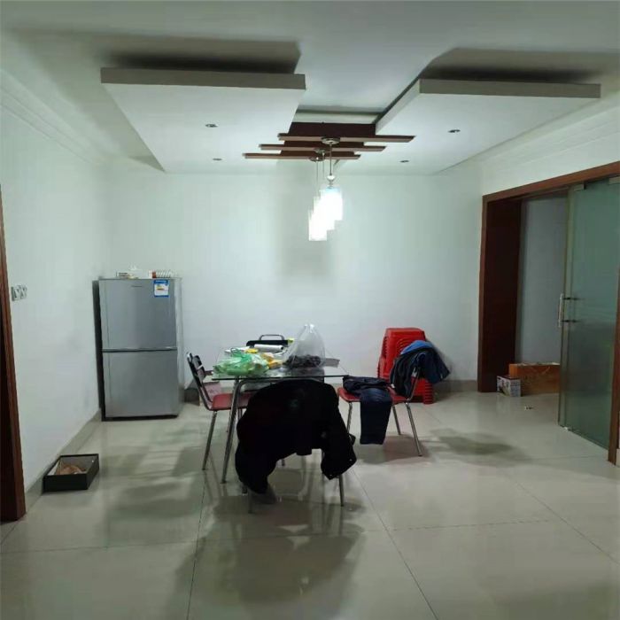 新开苑 3室2厅1卫 120m&sup2;
