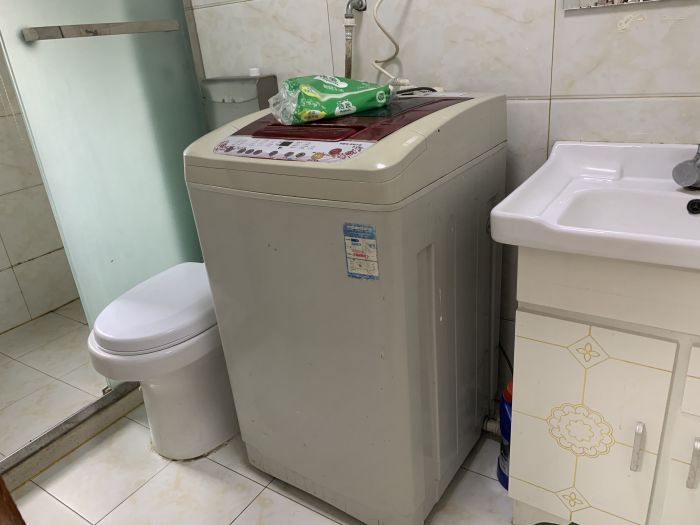 光明新村 2室1厅1卫 65m&sup2;
