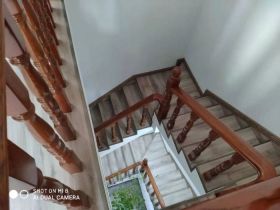 金河名人世家 5室2厅3卫 240.00m²