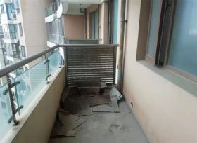 玖珑城 4室2厅2卫 198m&sup2;