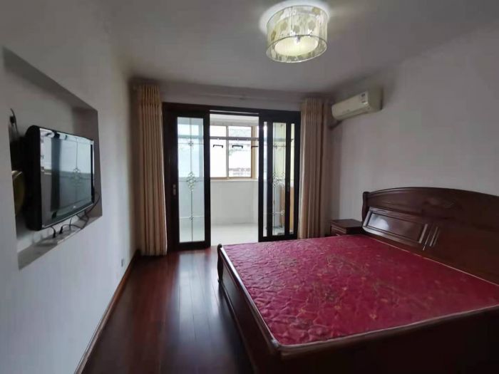 天都花苑 6室2厅2卫 225m&sup2;