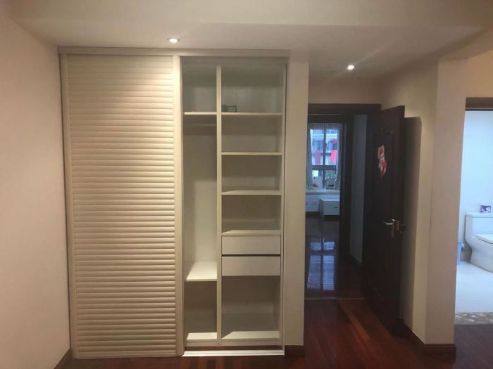 濠滨花园 4室2厅2卫 160.00m&sup2;