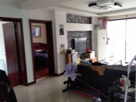 虹桥东村 5室2厅1卫 113.74m²
