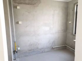 翠园 3室2厅2卫 135.21m&sup2;