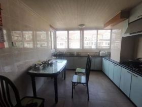 朝晖花园 3室2厅2卫 135m&sup2;