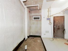 涌鑫八达通广场 2室1厅1卫 61.5m&sup2;