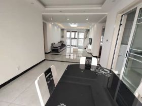 南通雅居乐花园 3室2厅2卫 127m²