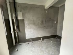 春风南岸西园 5室2厅3卫 138m&sup2;
