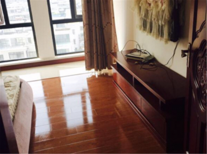东景国际 2室2厅2卫 120m&sup2;