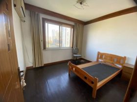 教育新村 3室1厅1卫 158m&sup2;