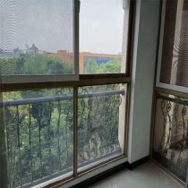 军山花园 3室2厅2卫 138m&sup2;