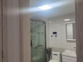 南山国际社区 3室1厅1卫 98m²