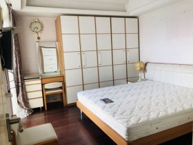 王府大厦 3室2厅2卫 163m&sup2;