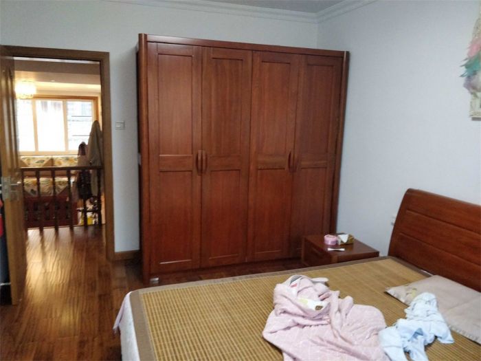 三喜花苑 3室2厅1卫 132m&sup2;