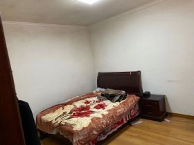 高迪晶城 3室2厅1卫 127m&sup2;