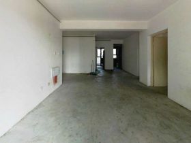 同和嘉苑 3室1厅1卫 114m&sup2;