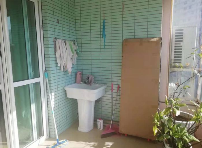 天安花园 3室2厅1卫 130.00m&sup2;