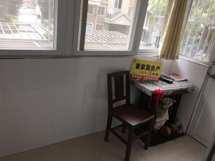 星通花园 2室1厅1卫 76m&sup2;