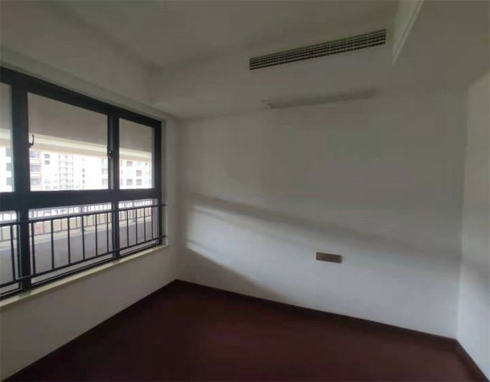 林肯公园 3室1厅1卫 92m&sup2;