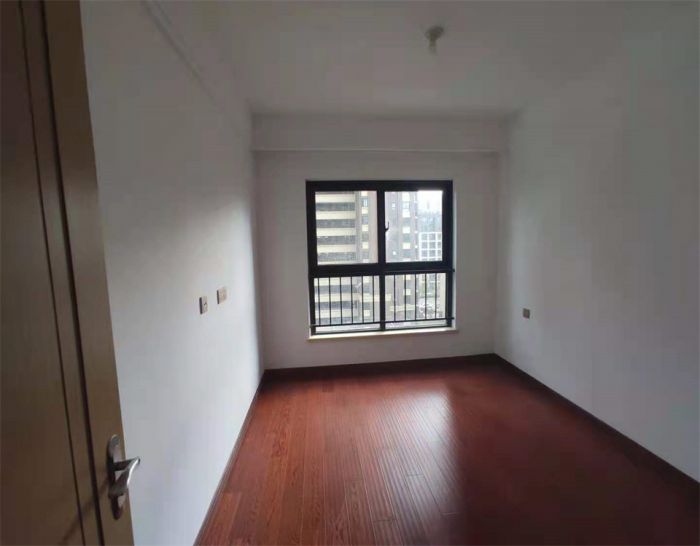 林肯公园 3室2厅1卫 92m&sup2;