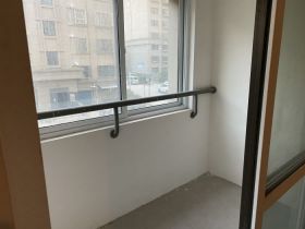 世家花园 3室2厅2卫 119m&sup2;