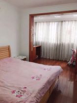 外滩小区 4室2厅2卫 130.00m&sup2;
