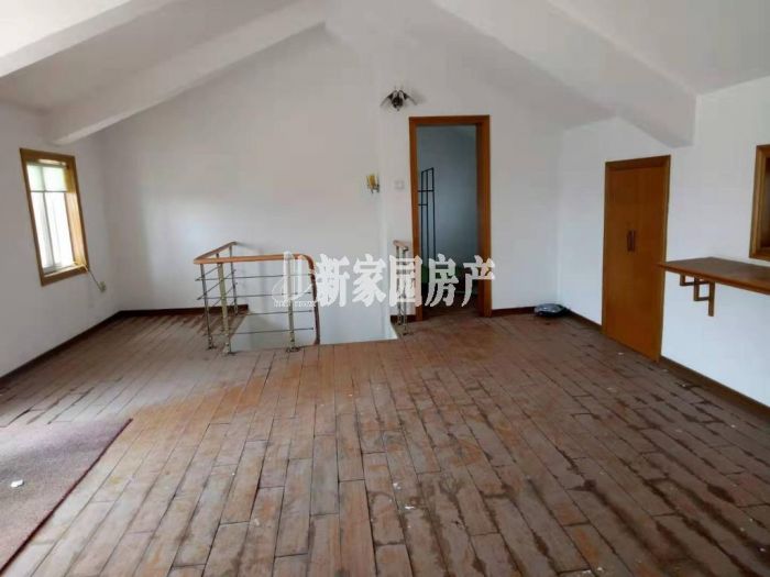 新星苑 5室1厅2卫 180m&sup2;