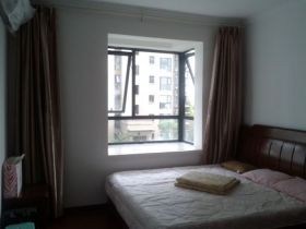 中港城 3室2厅1卫 89m&sup2;