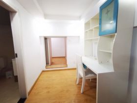 金海岸国际广场 4室1厅2卫 106m²
