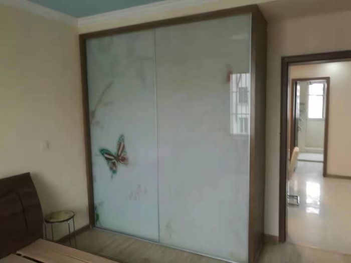 晨苑 5室2厅2卫 180m²