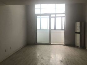 金海岸国际广场 3室2厅2卫 112.58m&sup2;