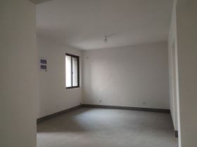 兴石花园 3室1厅1卫 105.15m&sup2;