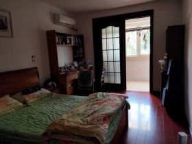春晖花园 3室2厅2卫 136m&sup2;