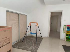 春晖花园 5室2厅2卫 130m&sup2;