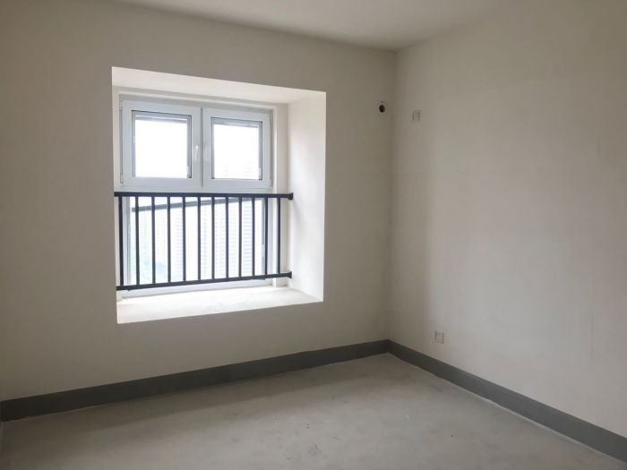 世茂九龙庭 3室2厅1卫 90m²