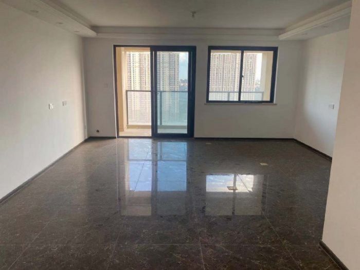 云樾东方 3室2厅2卫 124m&sup2;