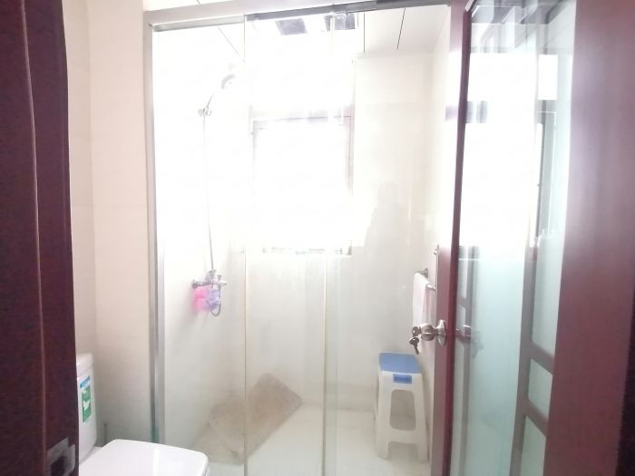 中南世纪花城二期 3室2厅2卫 140m&sup2;
