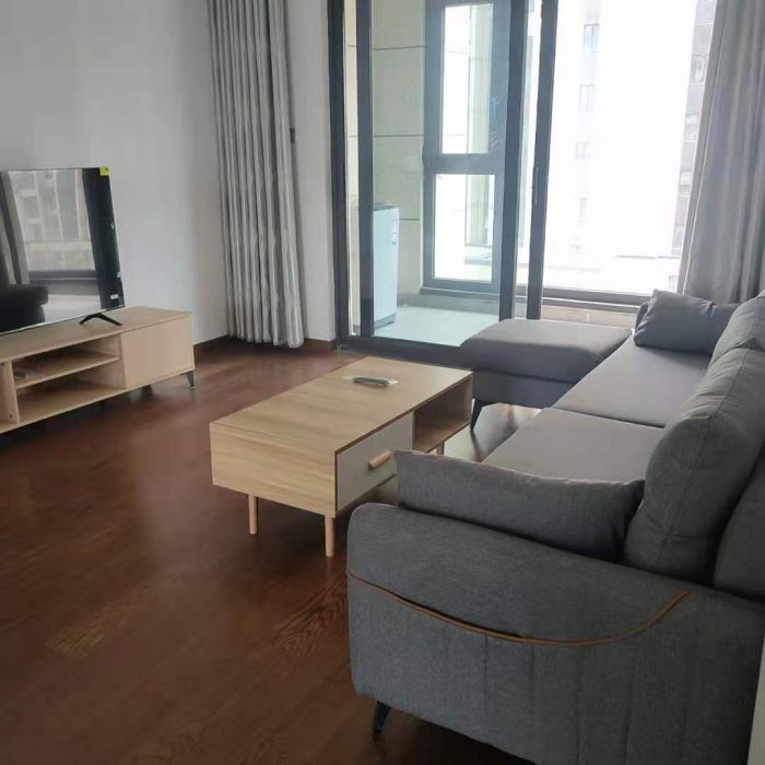 雍华府 3室2厅2卫 114m&sup2;