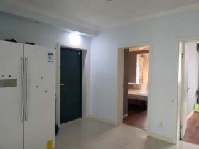 越江新村 3室1厅1卫 138m&sup2;